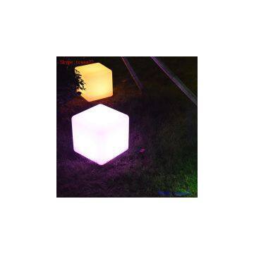 Outdoor Led Rgb Cube Solar Light photo-3