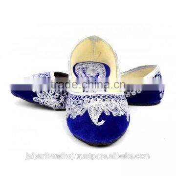 Latest Design Women's Mojari Punjabi Juttis