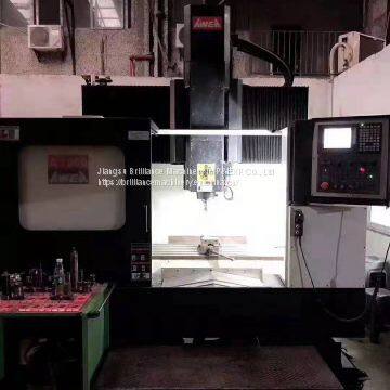 Taiwan AWEA 1060 Vertical Machining Center