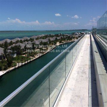 Glass Rail Simple Deck Railing in Aluminum Base Shoe Design photo-4