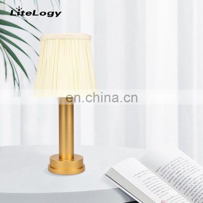 LED Table Lamp Modern Luxury Hotel Room Beside Cordless Rechargeable Battery Restaurant Cloth Cover Table Lamp Touch Switch 3.5w