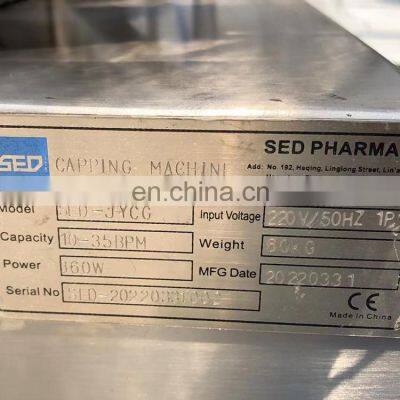 Small Scale Semi Automatic Screw Bottle Capping Machine With Easy Operation photo-3