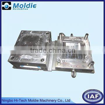 plastic injection molding mold