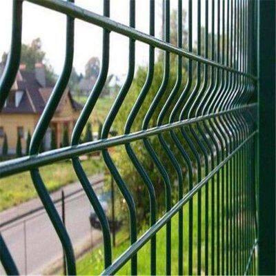 Heißtauchverzinkter 3D-Krümmungszaun mit 3,0 mm Maschenweite für industrielle Sicherheit photo-3