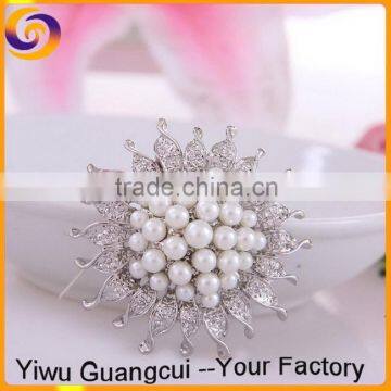 New design zinc alloy pearl muslim brooch hijab scarf pins