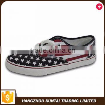 Classic men's flat vulcanized casual china canvas shoes men                        
                                                                                Supplier's Choice