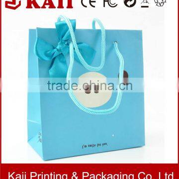 Customized decorative paper bag factory in China