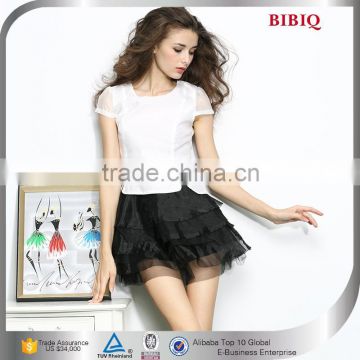 Mini Chiffon Pleated Lady Dress White And Black