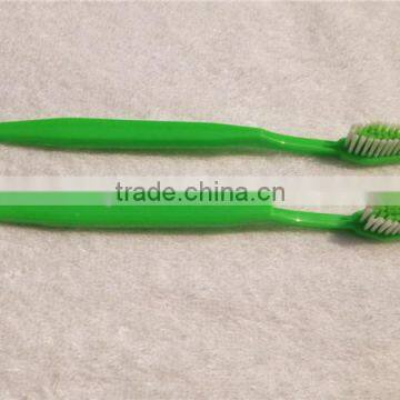 Disposable Green Plastic Diamond Head Toothbrush for hotel