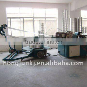 Roll forming machine