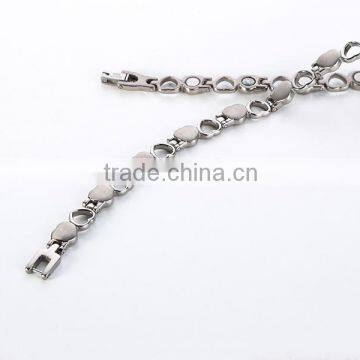 Wholesale China 316l Stainless Steel Metal Friendship Health Bio Magnetic Pure Energy Bracelet photo-3