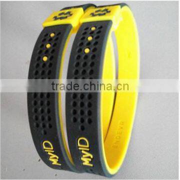 Newest Scannable Fashion qr Code Silicone Bracelet photo-2