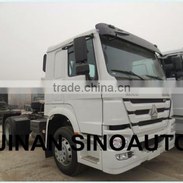 Low price sale for China SInotruk heavy truck howo 4x2 tow trucks with high quality