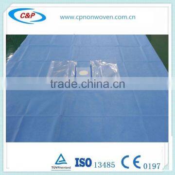 Being made of PE film and tissue or non-woven eye drape