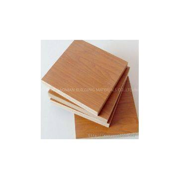 680-750kg/cbm High quality melamine faced mdf