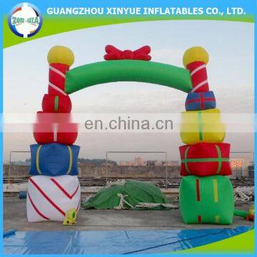 Hot Selling Inflatable Christmas Arches, Archway with Christmas Gift