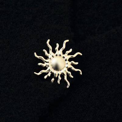 2025 New Fashionable Elegant Women's Clothing Wholesale Metal Buckle Decor V-Neck Sweater Coat ...