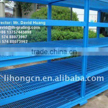 painting steel grating