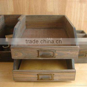 2015 trend style wooden tray with metal deco