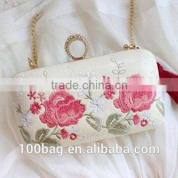 Stylish Fashion Classical Fancy Print Tassel pu Leather Clutch Evening Bag Manufactures China photo-4