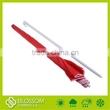 China Cheap Red Color Outdoor Sun Protection Large Beach Umbrella