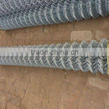 Rolling gate chain link fence