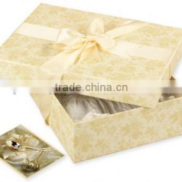 Hot cardboard packaging box, custom design color box, paper dress box