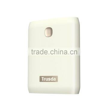 New Arrival QC2.0, 7200mAh Rubber Coating Finish - Dual 2.1A and 1A Usb Port - Fast External Battery Pack Charger photo-2