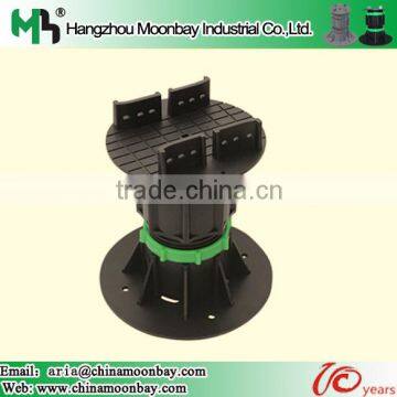 Adjustable decking plank joist stand