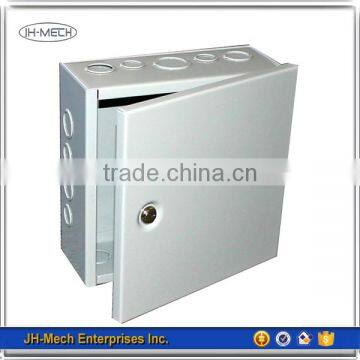 Precision sheet metal box with hinged cover