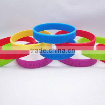 Wholesale Custom Logo Print Silicone Wristband Key Holder