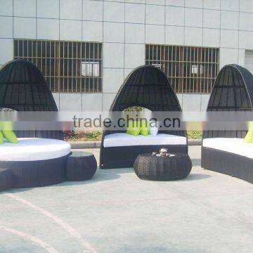 popular rattan outdoor daybeds sun lounger getting