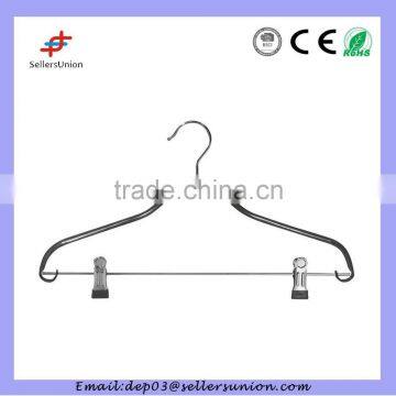 Metal Hanger With Clip