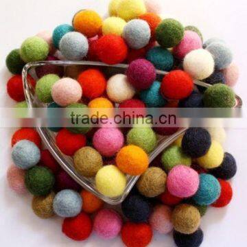 100 % Wool Handmade Felt Ball Christmas Nursery Felted Garland