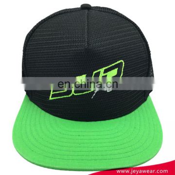 100% Spandex baseball cap black and green flat embroidery snapback cap