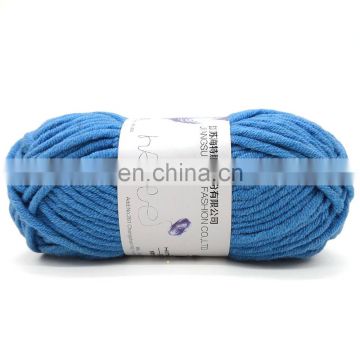 Solid dyed spun acrylic nylon blended roving yarn for knitting scarf