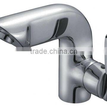 Deck Mounted Single Hole Faucet Ceramic Valve Core Wash Basin Taps