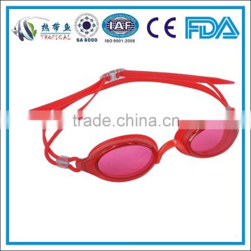 2015 fashion red long lasting anti fog performance swimming goggles with CE certificate