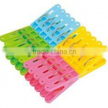 small plastic clips /plastic color clip