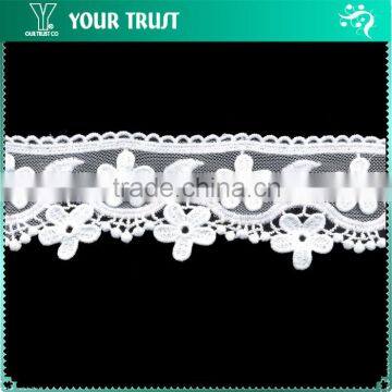 Width 6.0 Centimeter Wavy Flower Mesh White Polyester Trimming Lace