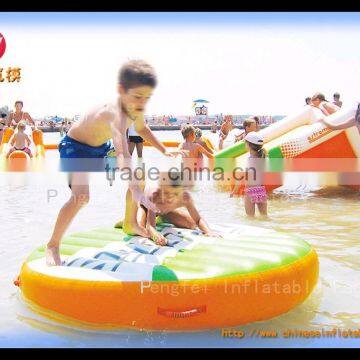 hot sale funny floating inflatable ramp, water sport jumping toy