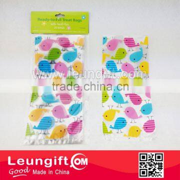 Easter Birdie Treat Bag A pack of 20 plastic cellophane treat bags with 20 green twist-ties