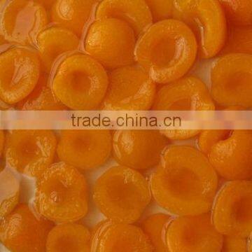 Canned peeled apricots halves in light syrup 425 ml (canned fruits)