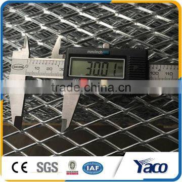 Good ventilation diamond-shaped streched steel wire mesh