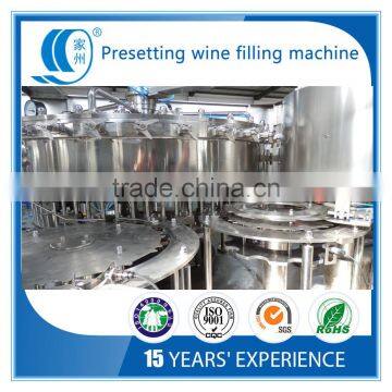 Автоматическая линия по заправке вина photo-3