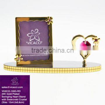 Finest Unique Gold Plated Heart Photo Frame for wedding decoration