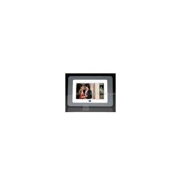 Digital photo frame