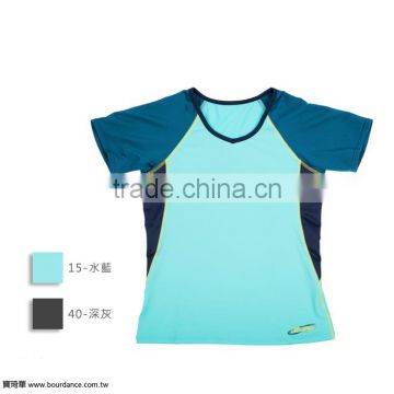 V neck 2 tone color short sleeve sportswear