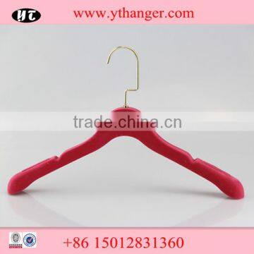Durable Hook Red Anti-slip Plastic Clothes Hanger photo-2