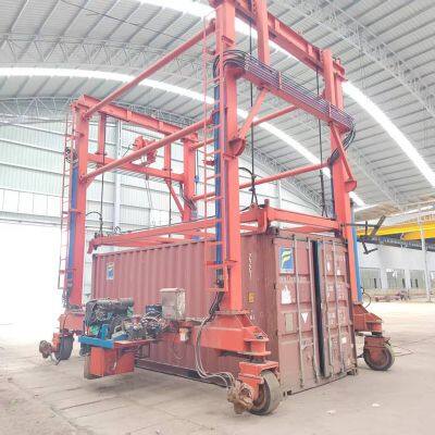 Cranes, Hoists, Container Tilters, Straddle Carriers, and Rubber-tyred Gantry Cranes Are Suitable for 20-foot and 40-foot Containers. photo-3